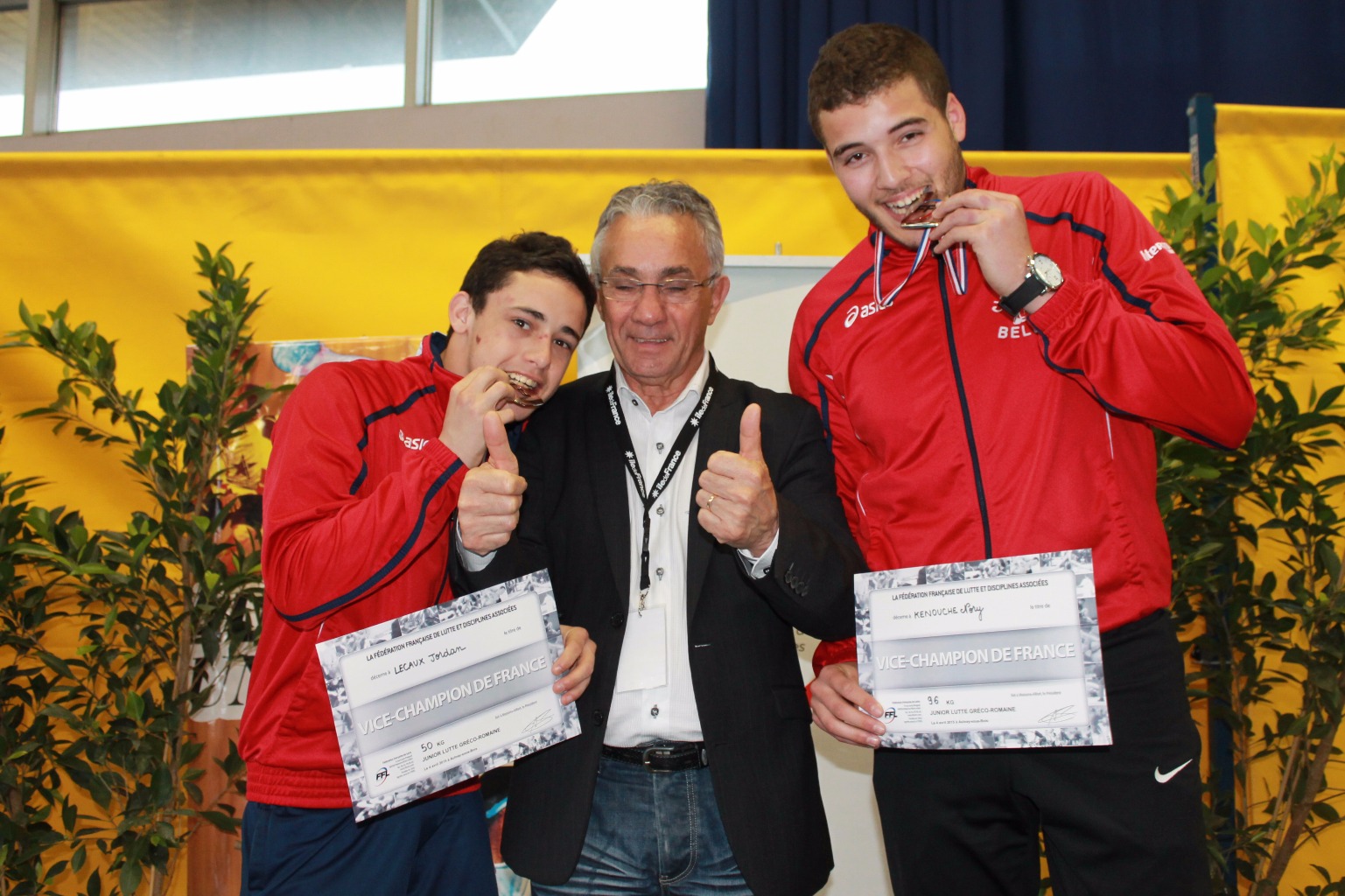 kENOUCHE Nory vice-champion de France junior 2015 en 96 kg lutte gréco  et LECAUX Jordan vice-champion de France junior 2015 en 50 kg lutte gréco (cl belleu-soissons)à Aulnay sous bois le 3 et 4 avril 2015.